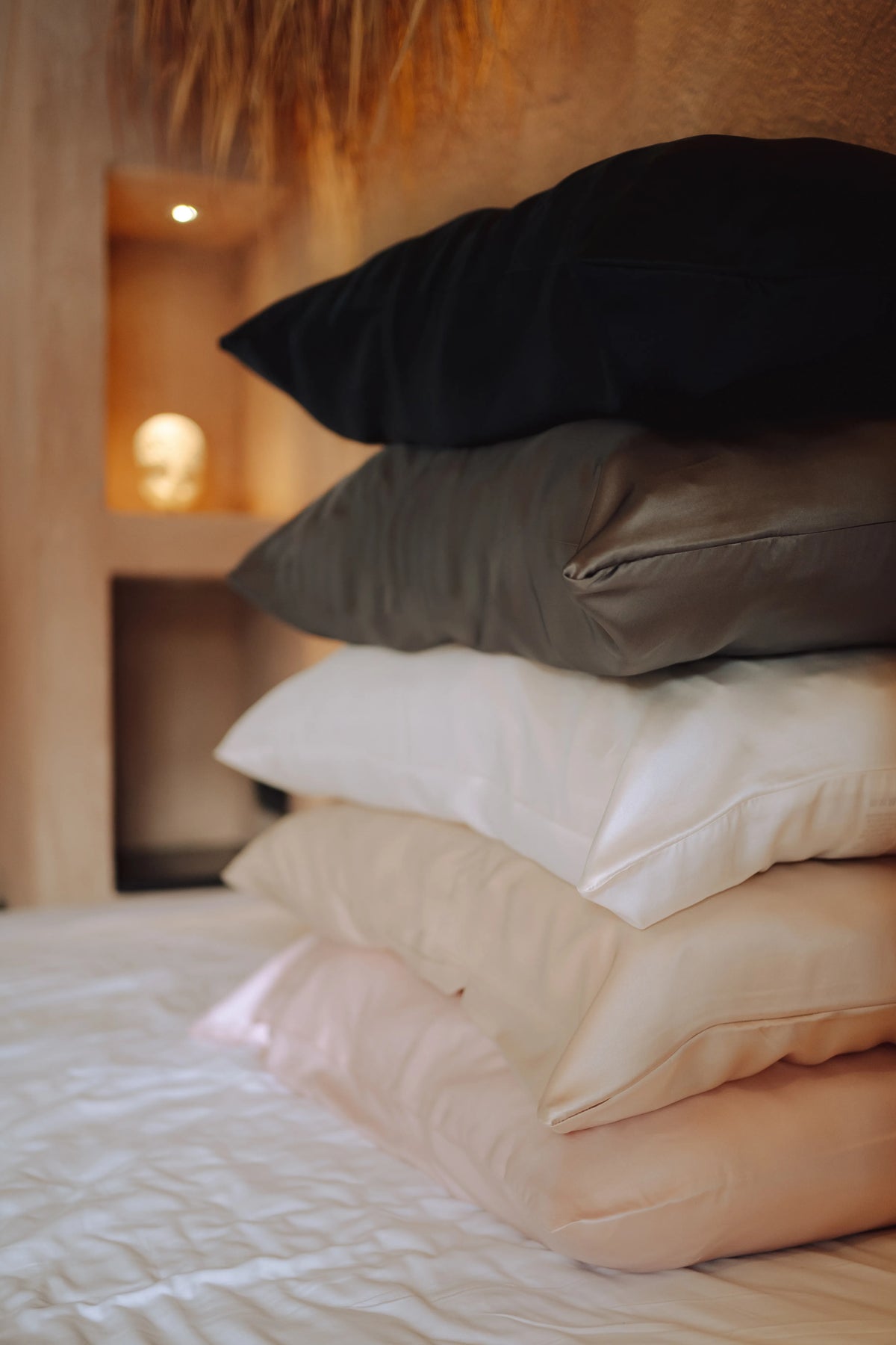 mixed pillowcase covers with light